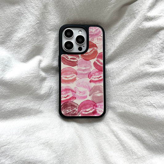 Tiitaa.com × Tiitaa: Lips Phone Case runway look in IPHONE 16