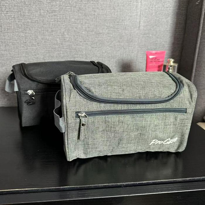 Tiitaa.com × Tiitaa: Large Capacity Toiletry Bag runway look in Gray