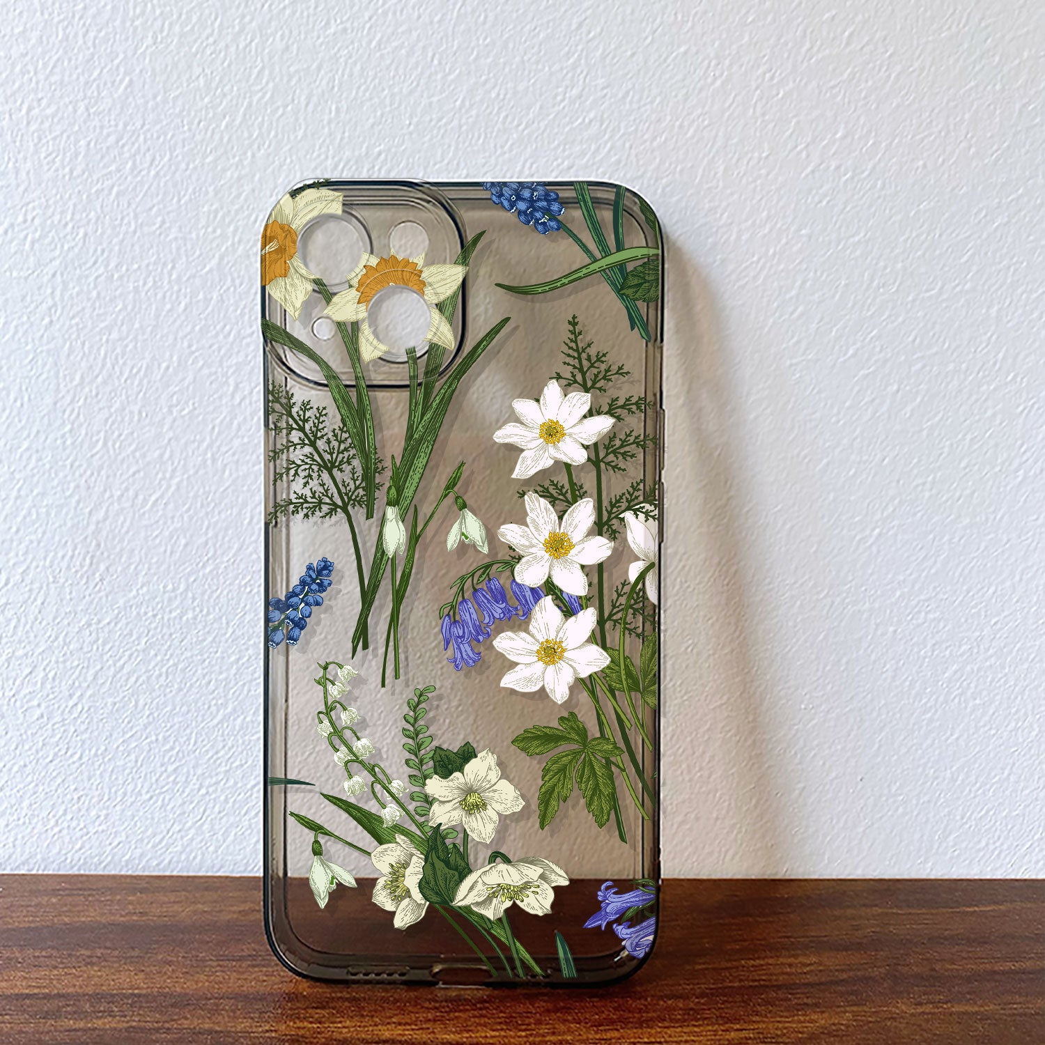 Tiitaa.com × Tiitaa: Niche Fine Art Phone Case runway look in IPHONE 16