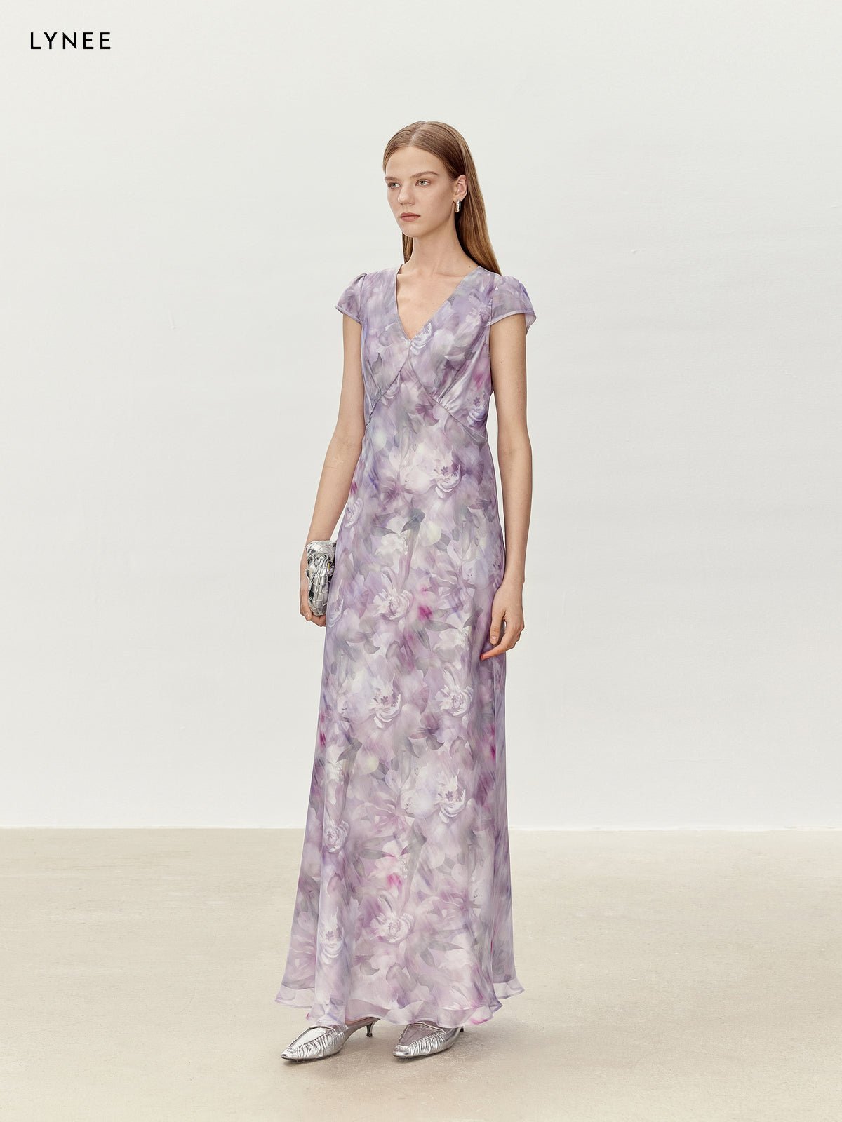 Tiitaa.com × Tiitaa: V - neck Printed Dress(Check Below Same Price With Tmall） runway look in 6 - 8