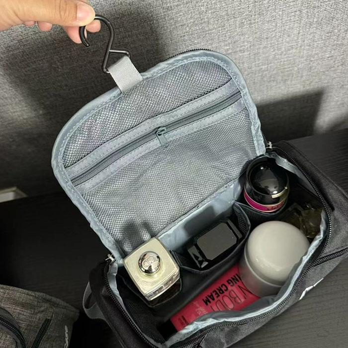 Tiitaa.com × Tiitaa: Large Capacity Toiletry Bag runway look in Gray