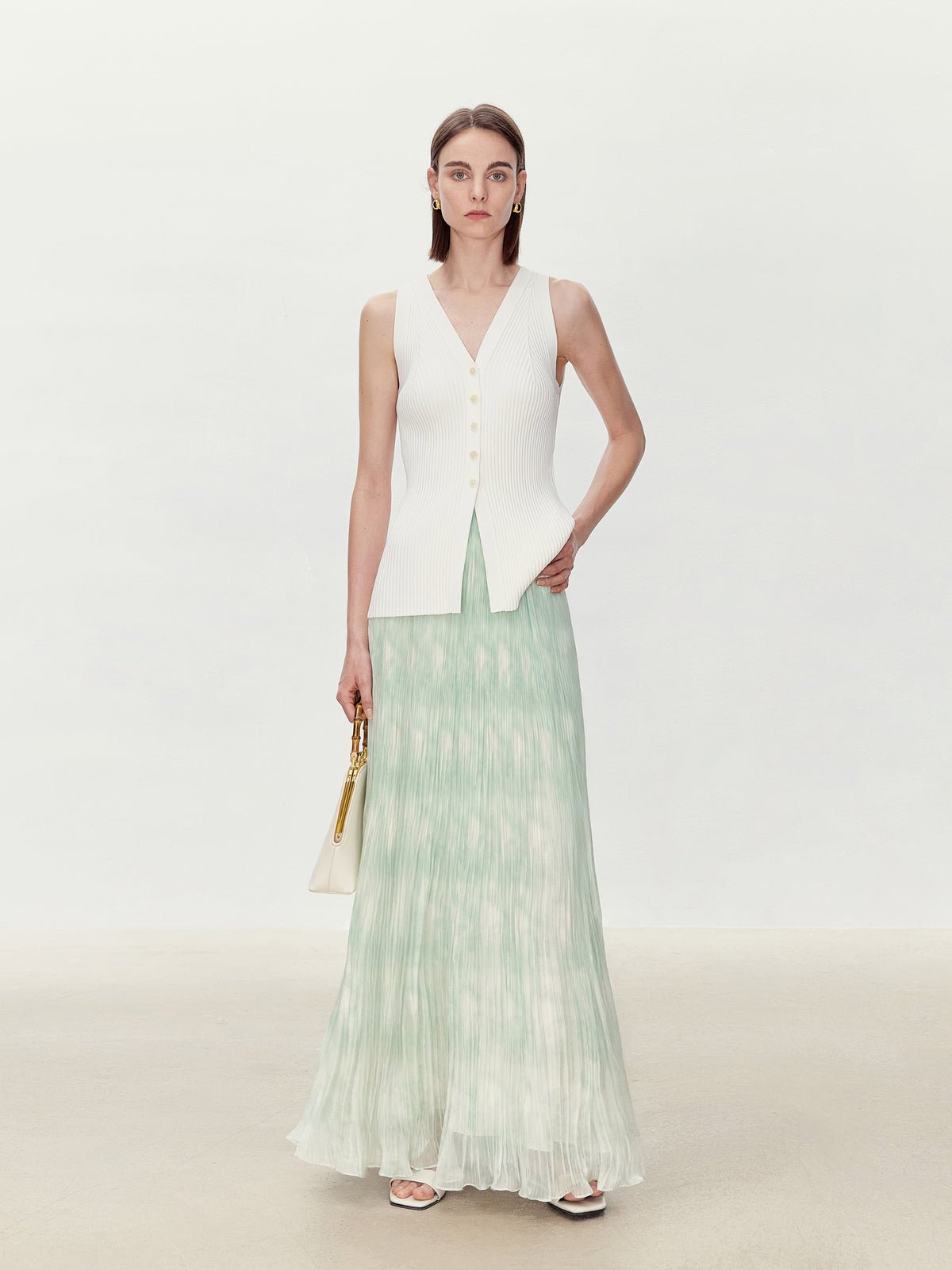 Tiitaa.com × Tiitaa: Halo Print Draped Half Skirt(Check Below Same Price With Tmall） runway look in 4