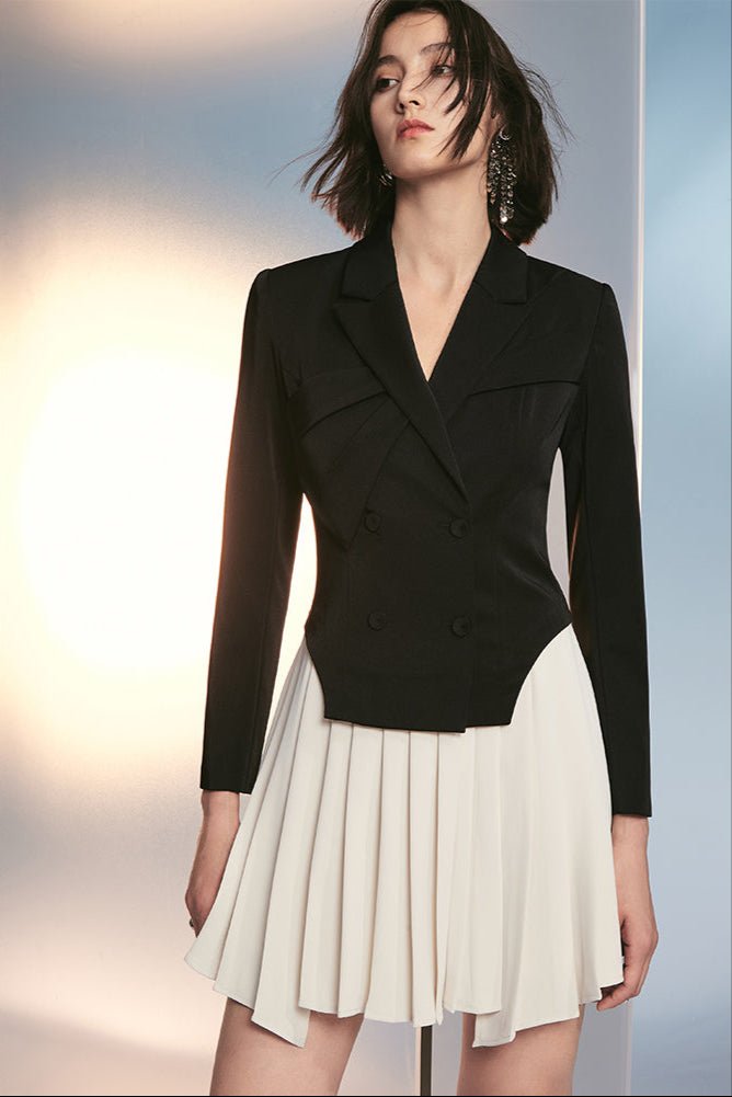 Tiitaa.com × Tiitaa: Pleated Colorblocking Suit Dress(Check Below Same Price With Tmall） runway look in 4