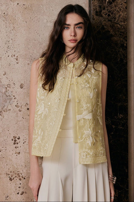 Tiitaa.com × Tiitaa: Embroidered Silk Vest(Check Below Same Price With Tmall） runway look in 4