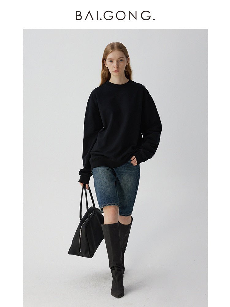 Tiitaa.com × Tiitaa: Loose Pullover Sweatshirt(Check Below Same Price With Tmall） runway look in Black