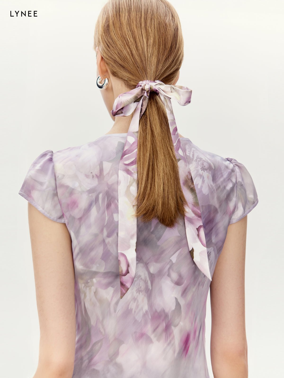 Tiitaa.com × Tiitaa: V - neck Printed Dress(Check Below Same Price With Tmall） runway look in 6 - 8