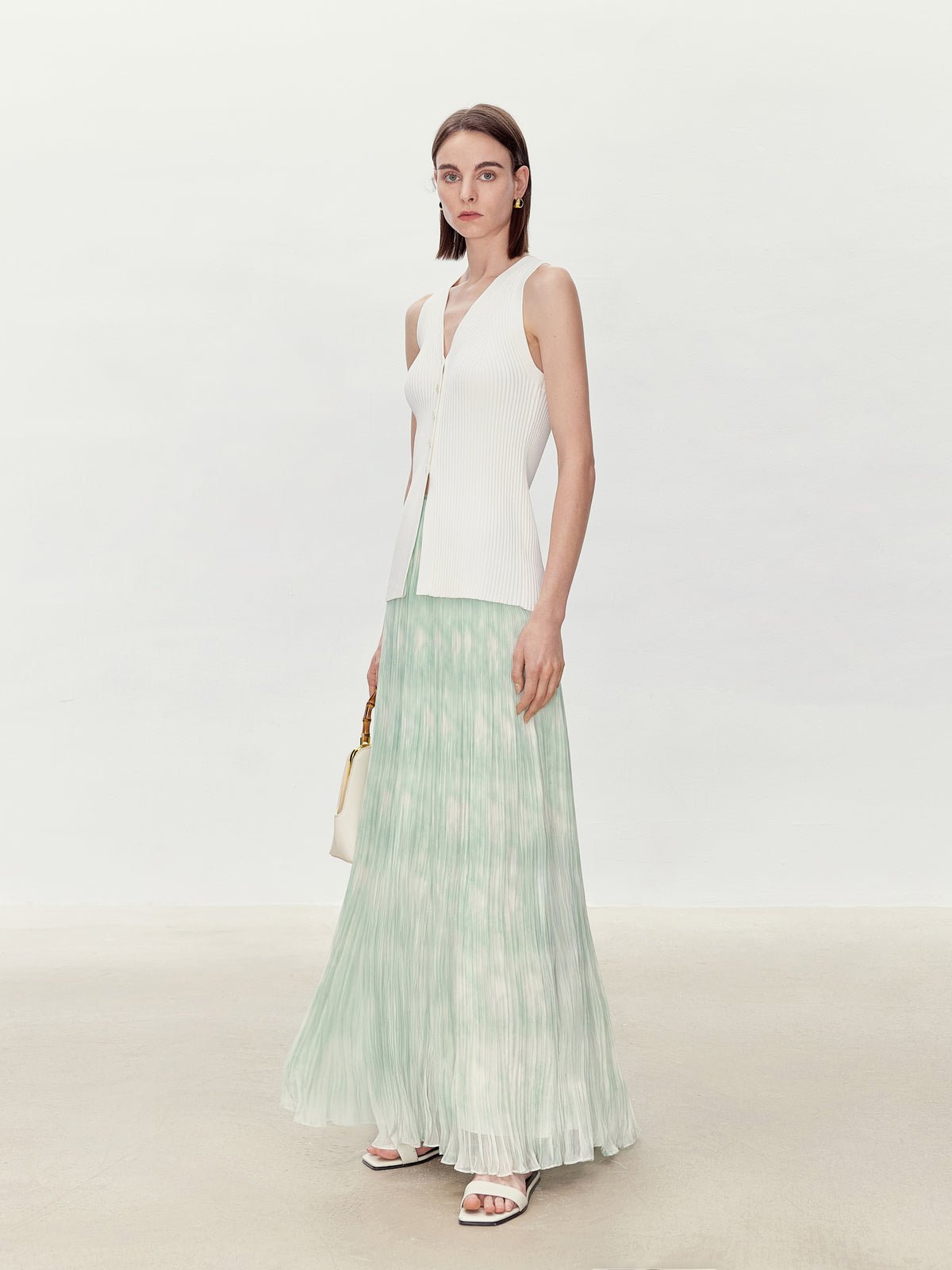 Tiitaa.com × Tiitaa: Halo Print Draped Half Skirt(Check Below Same Price With Tmall） runway look in 4