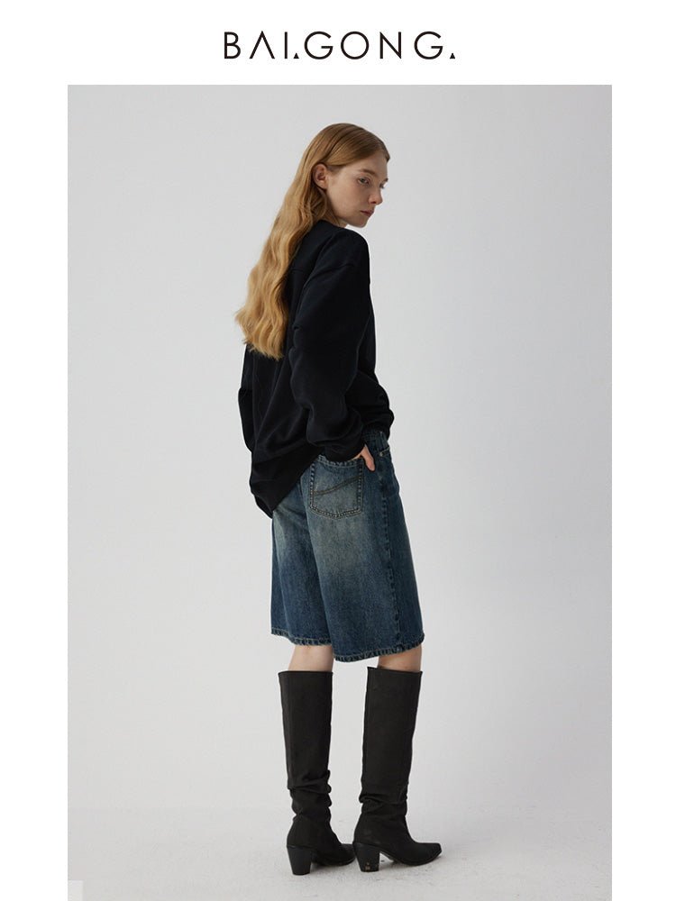 Tiitaa.com × Tiitaa: Loose Pullover Sweatshirt(Check Below Same Price With Tmall） runway look in Black