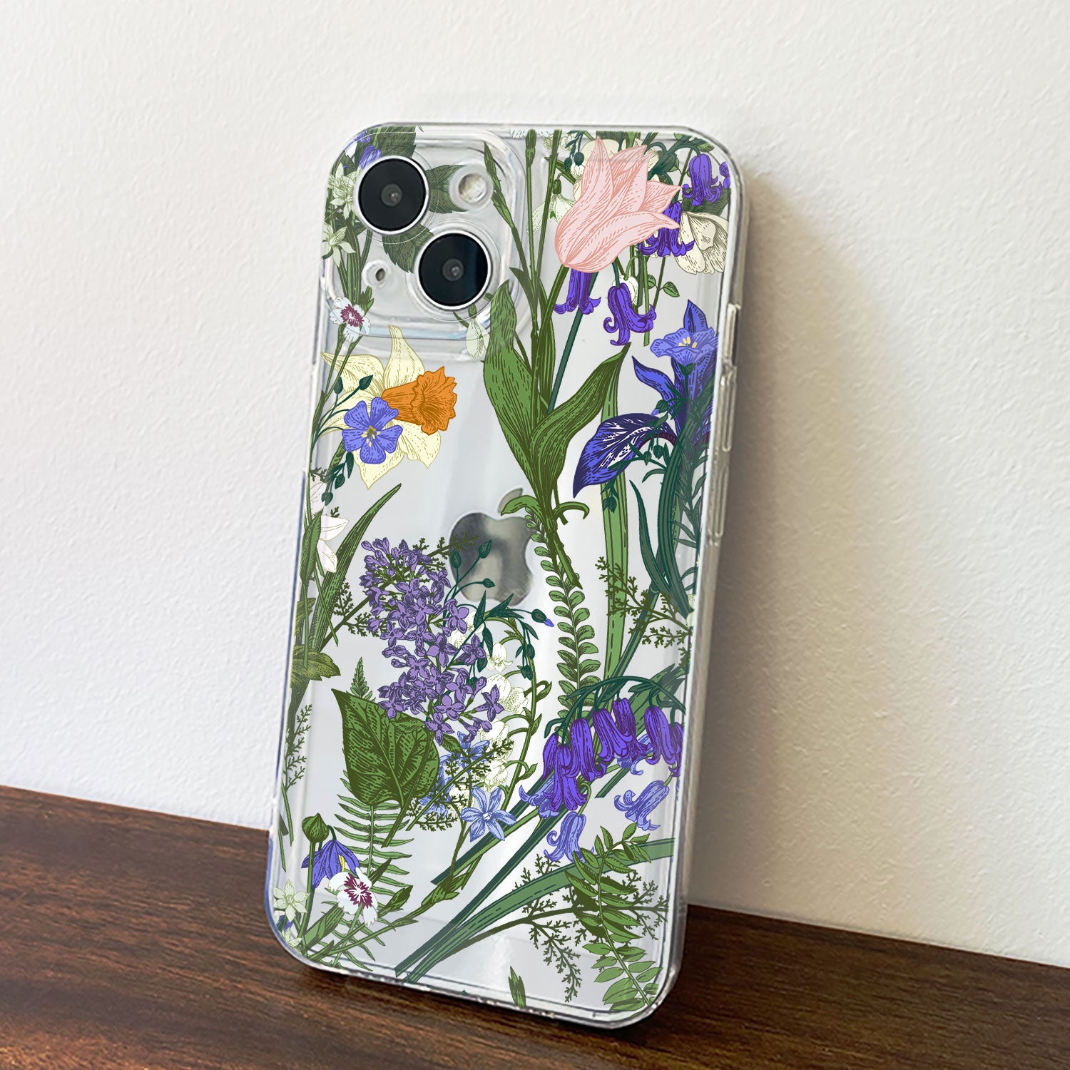 Tiitaa.com × Tiitaa: Niche Fine Art Phone Case runway look in IPHONE 16