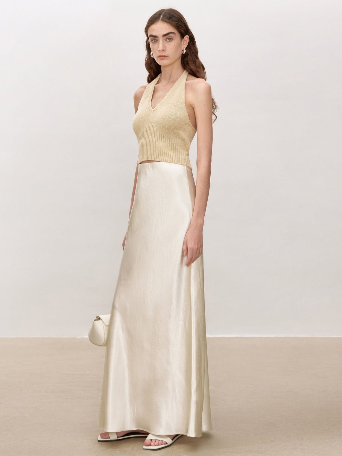 Tiitaa.com × Tiitaa: Linen Neck Undershirt(Check Below Same Price With Tmall） runway look in Almond