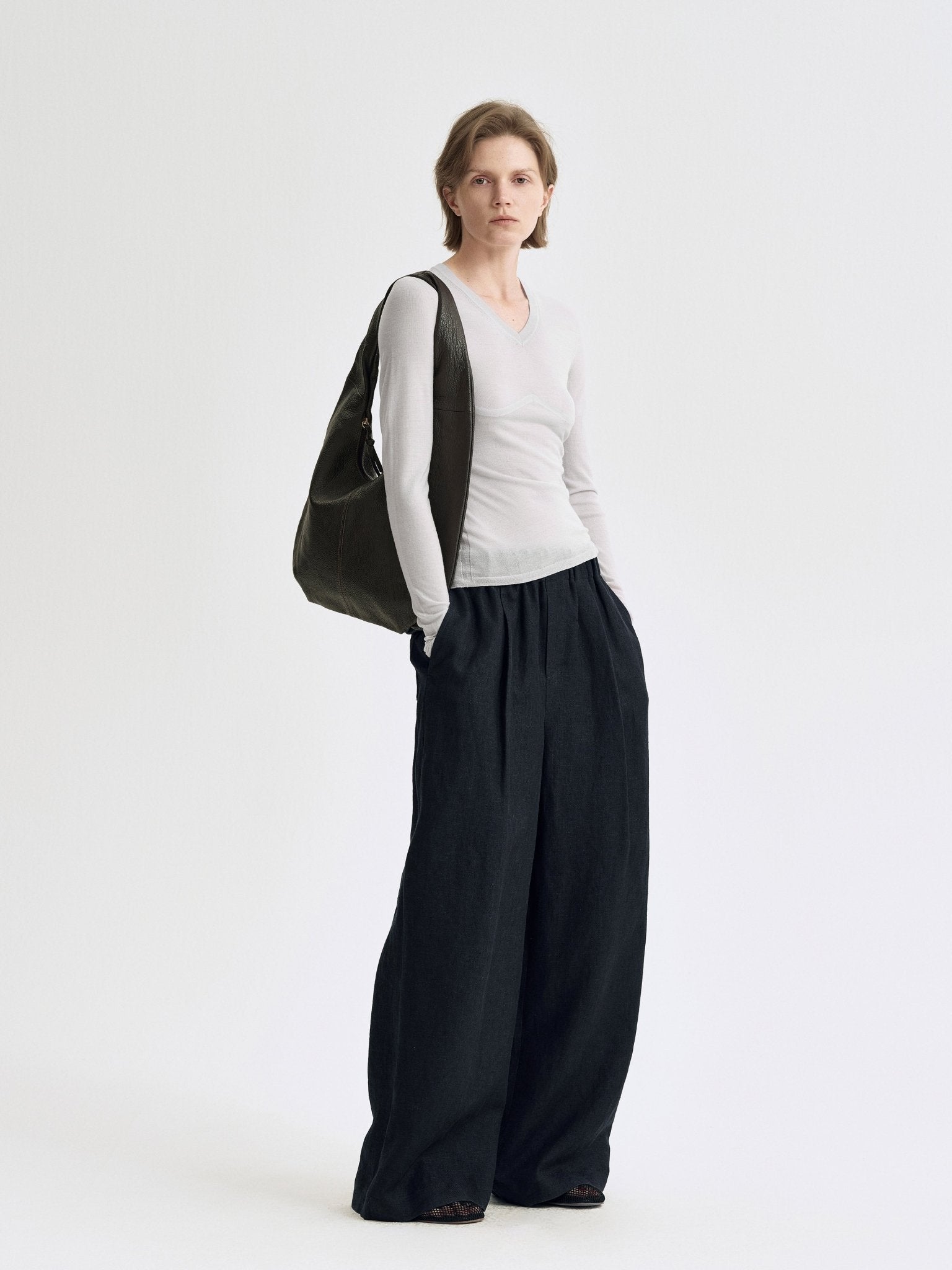 Tiitaa.com × Tiitaa: Contoured Loose - fitting Linen Pants(Check Below Same Price With Tmall） runway look in 4