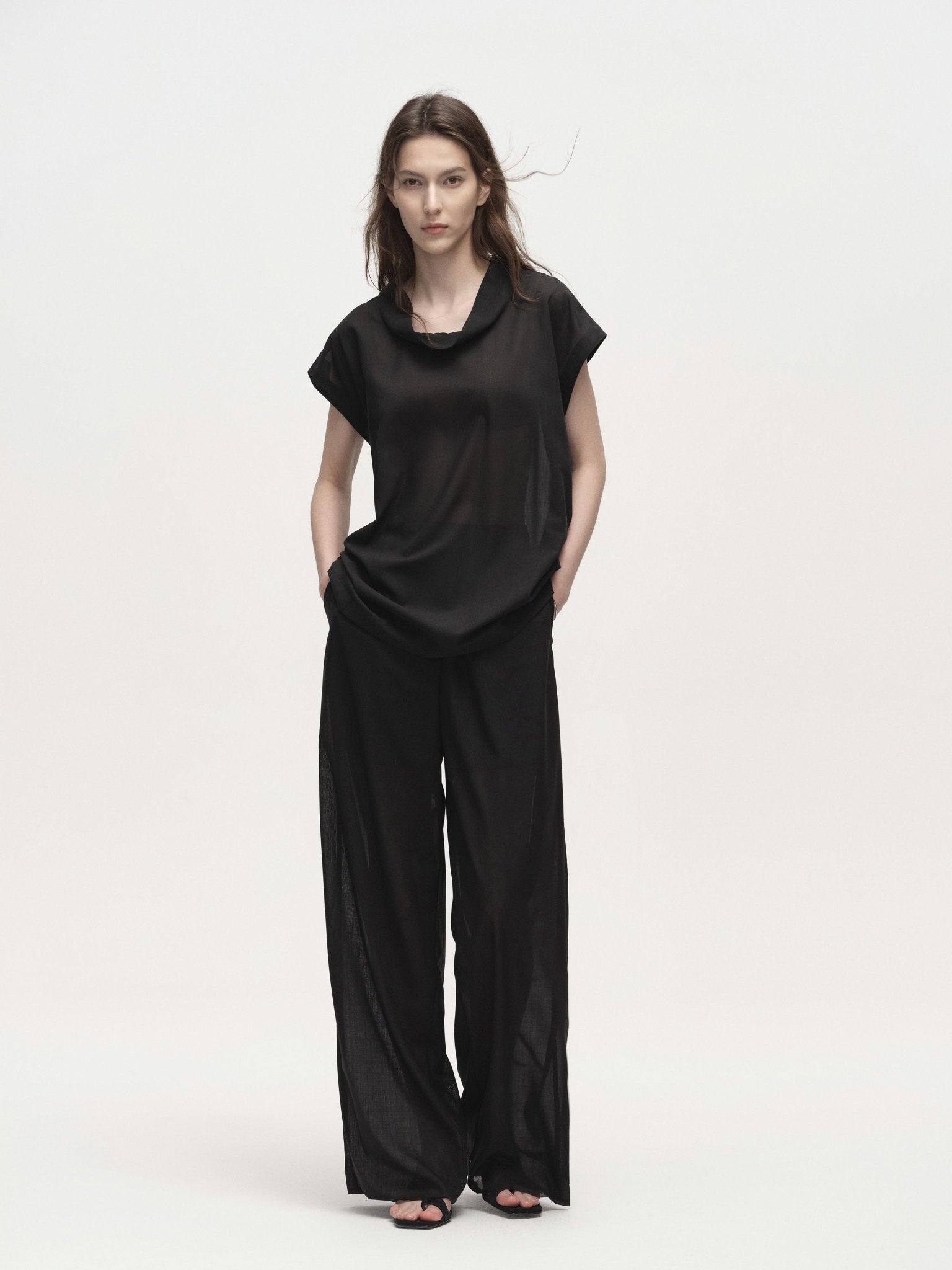 Tiitaa.com × Tiitaa: Lightweight Swing Collar Shirt(Check Below Same Price With Tmall） runway look in Black