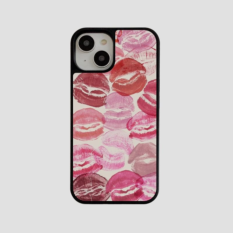 Tiitaa.com × Tiitaa: Lips Phone Case runway look in IPHONE 16
