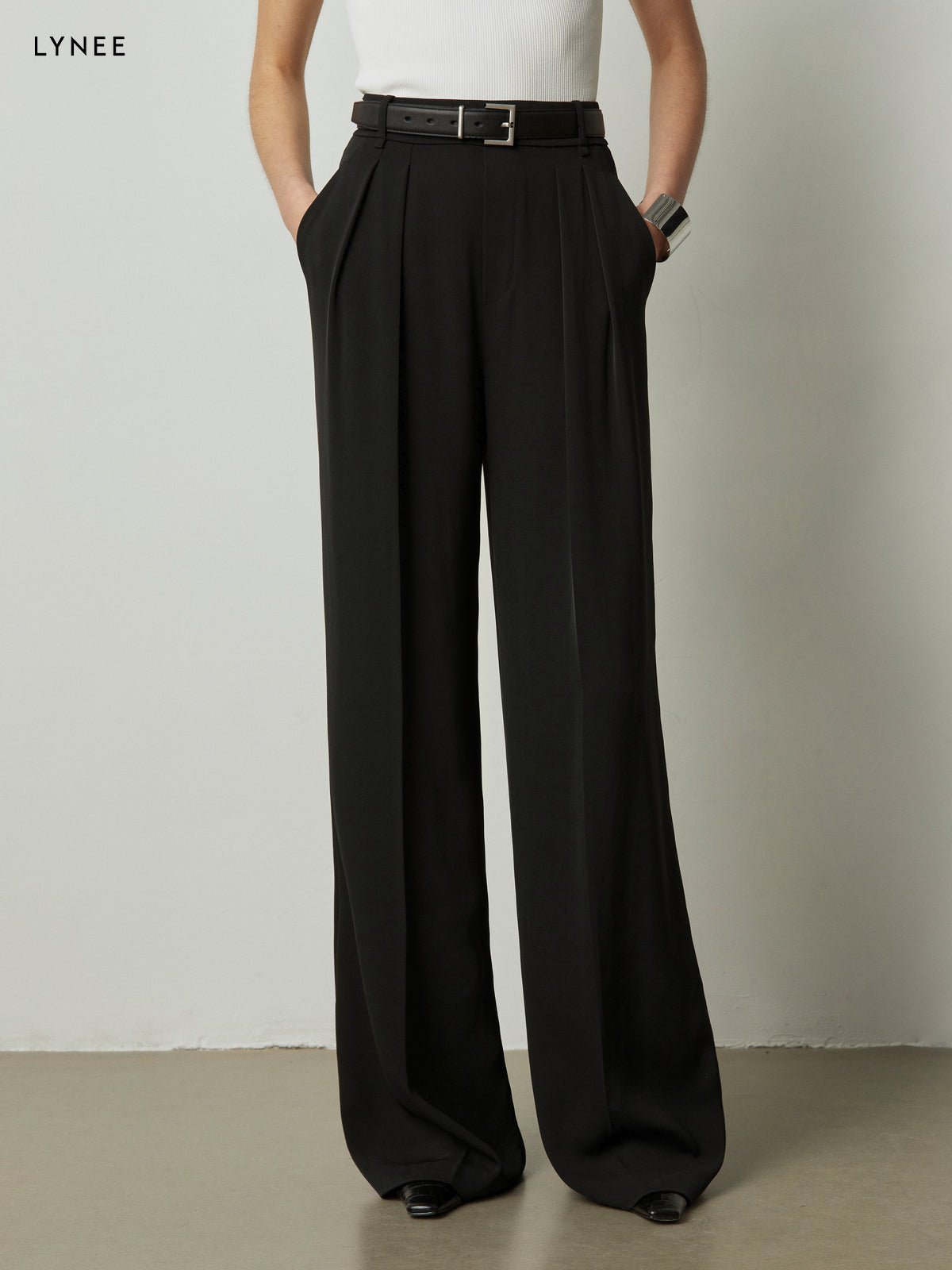 Tiitaa.com × Tiitaa: Classic H - shaped Straight - leg Pants(Check Below Same Price With Tmall） runway look in 0 - 2