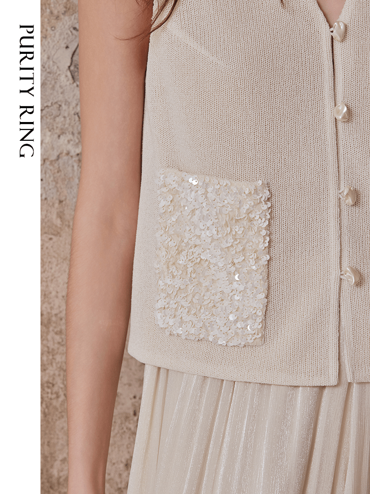 Tiitaa.com × Tiitaa: Relaxed Sense Of Knitted Vest(Check Below Same Price With Tmall） runway look in 4