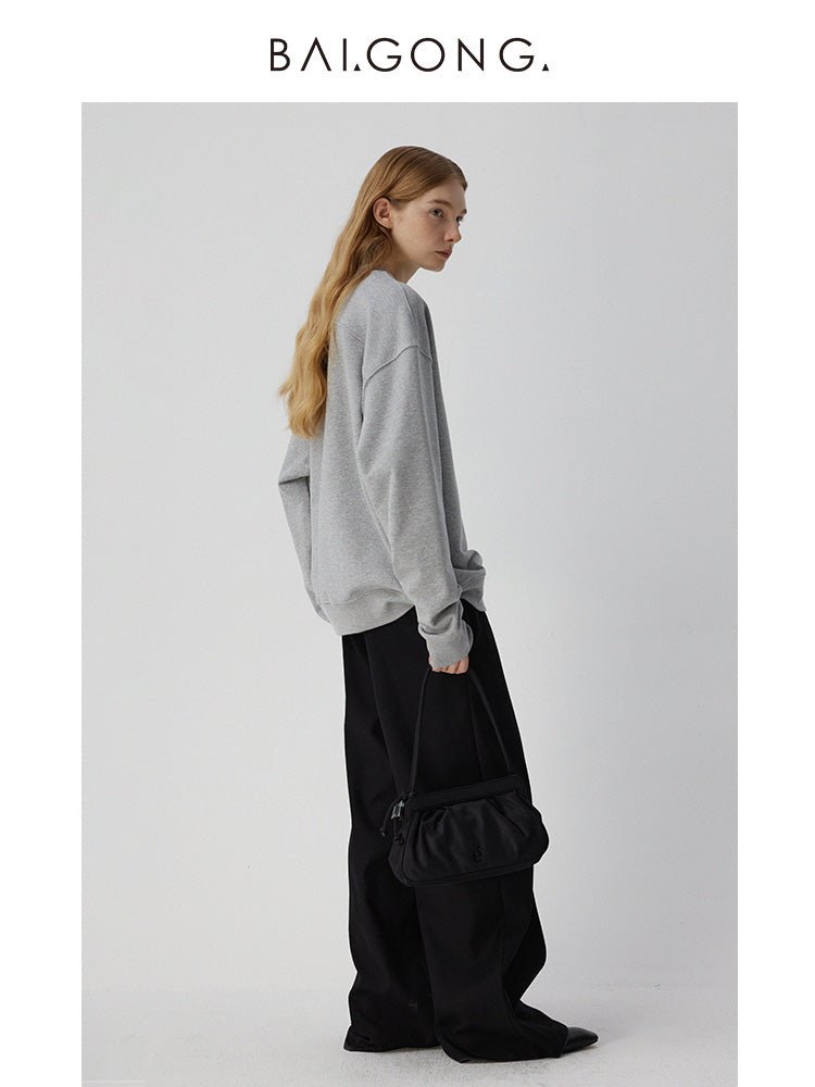 Tiitaa.com × Tiitaa: Loose Pullover Sweatshirt(Check Below Same Price With Tmall） runway look in Black