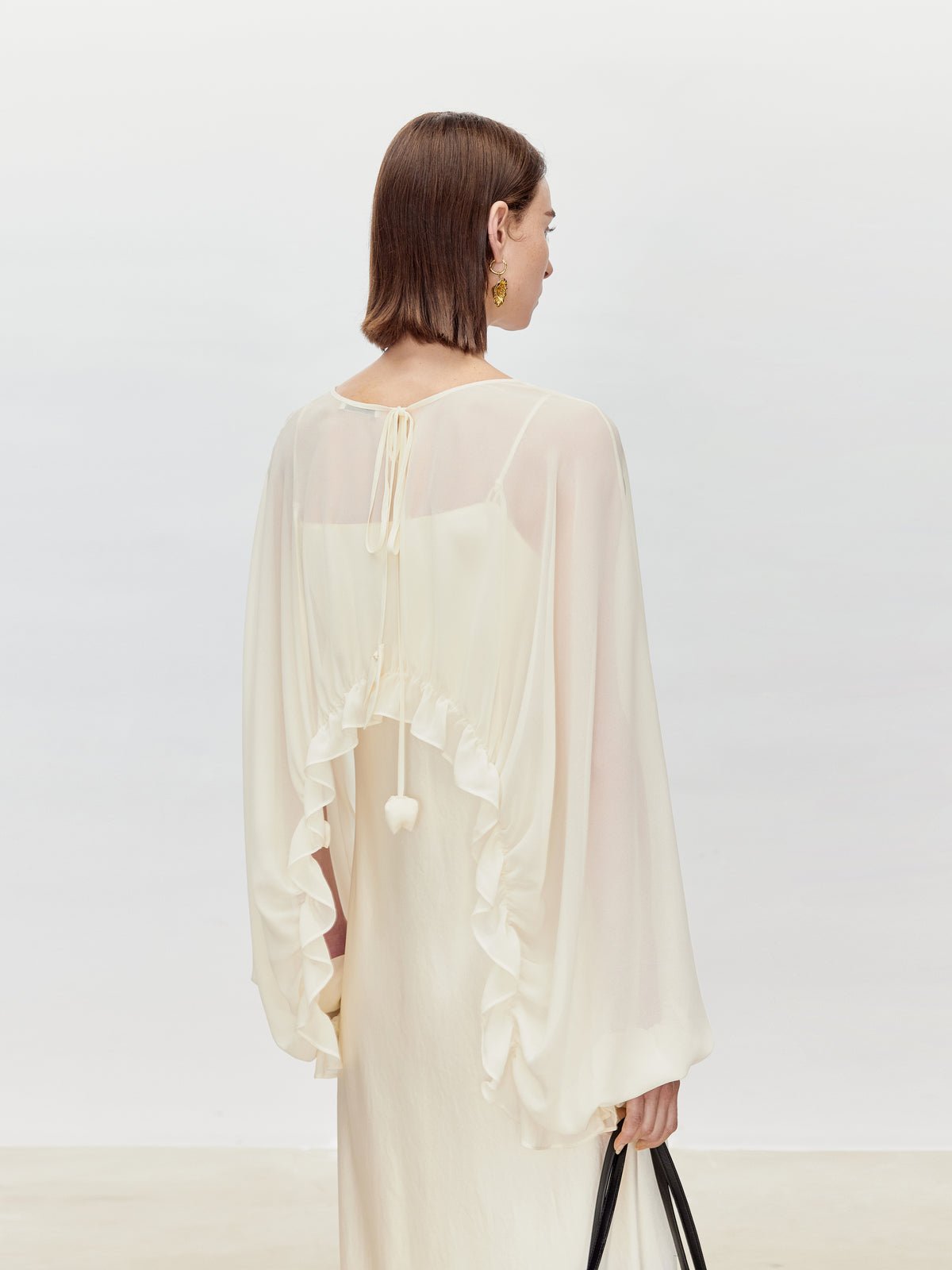 Tiitaa.com × Tiitaa: Textured Ruffled Chiffon Blouse(Check Below Same Price With Tmall） runway look in White
