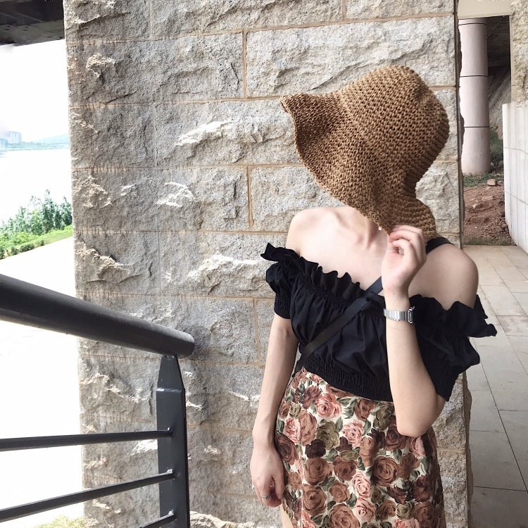 Tiitaa.com × Tiitaa: Retro Crochet Straw Hat runway look in Khaki