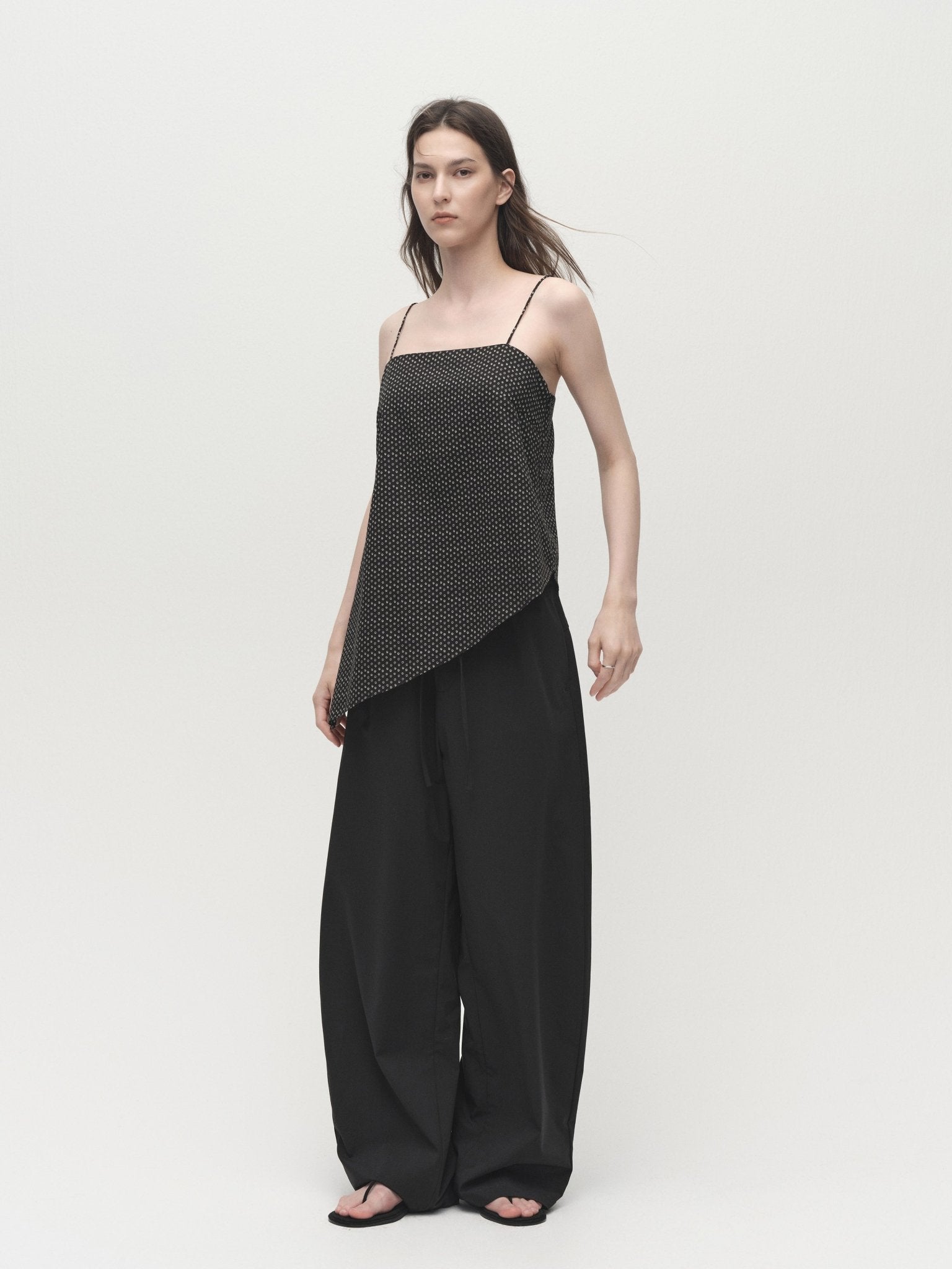 Tiitaa.com × Tiitaa: Lightweight Elastic Waist Casual Pants(Check Below Same Price With Tmall） runway look in Curry
