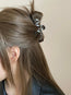 Tiitaa.com × Tiitaa: Irregular Wave Grab Clip runway look in Silver
