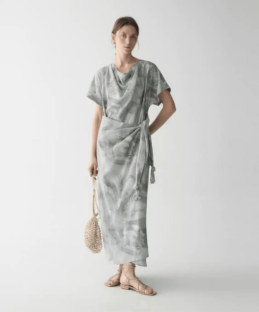 Tiitaa.com × Tiitaa: Printed Swing Neck Dress(Check Below Same Price With Tmall） runway look in 6 - 8