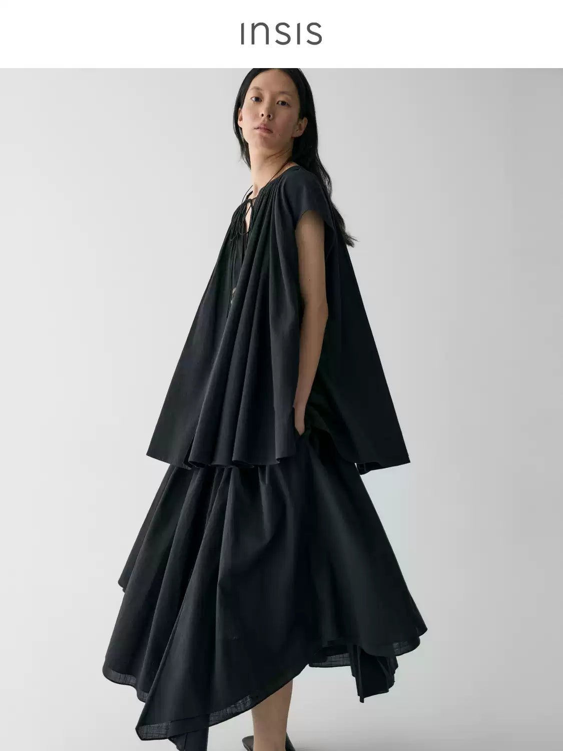 Tiitaa.com × Tiitaa: Pleated A - shape Short Sleeve Shirt(Check Below Same Price With Tmall） runway look in Black