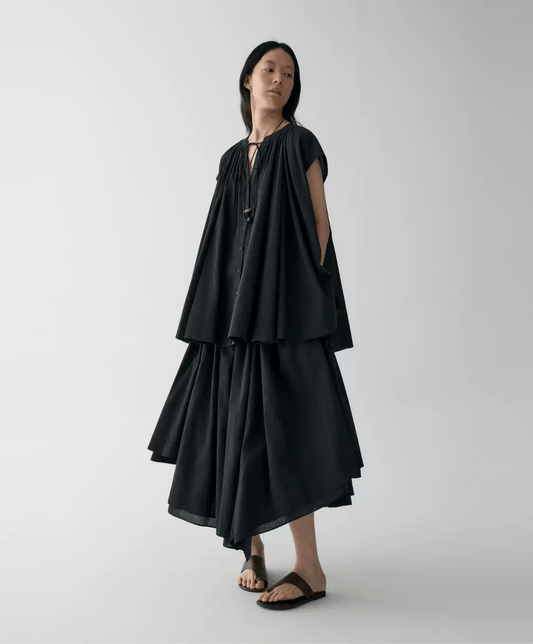 Tiitaa.com × Tiitaa: Irregular Curved Hem Half - body Skirt(Check Below Same Price With Tmall） runway look in Black