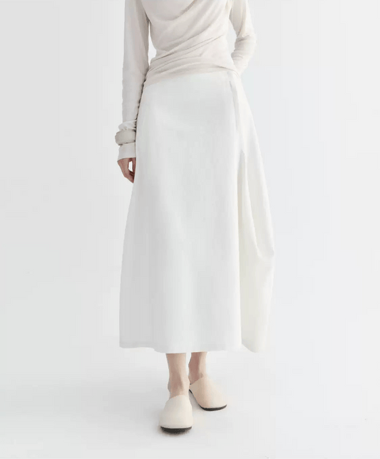 Tiitaa.com × Tiitaa: Cropped Structured Bustier(Check Below Same Price With Tmall） runway look in White