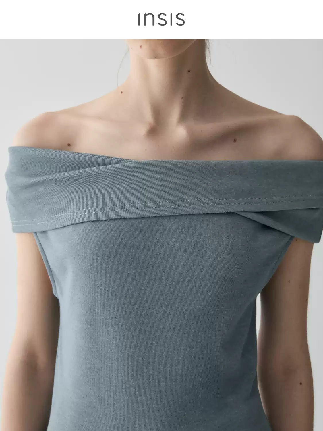 Tiitaa.com × Tiitaa: Twisted One - shoulder T-shirt(Check Below Same Price With Tmall） runway look in Blue