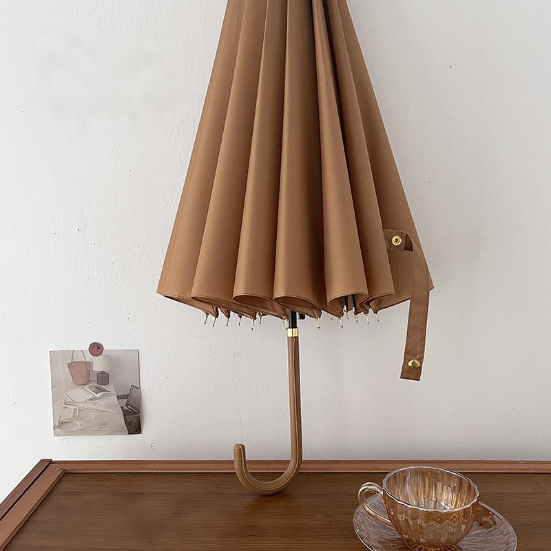 Tiitaa.com × Tiitaa: Long Handle Umbrella runway look in Mocha