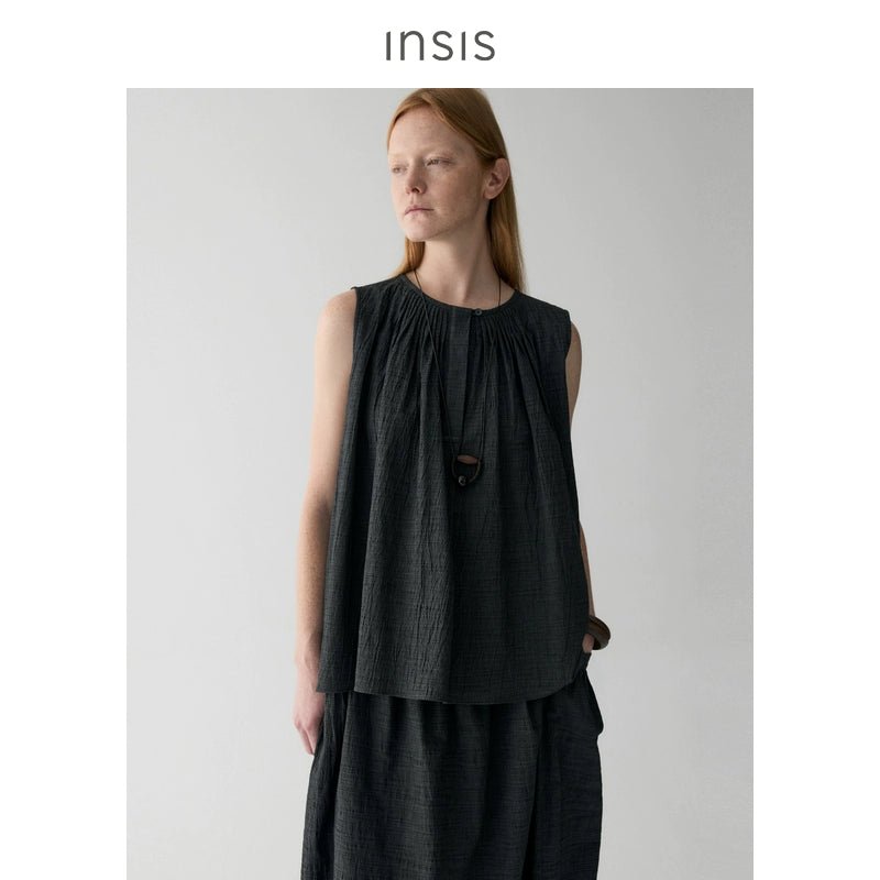 Tiitaa.com × Tiitaa: Half Placket Silhouette Sleeveless Shirt(Check Below Same Price With Tmall） runway look in Gray