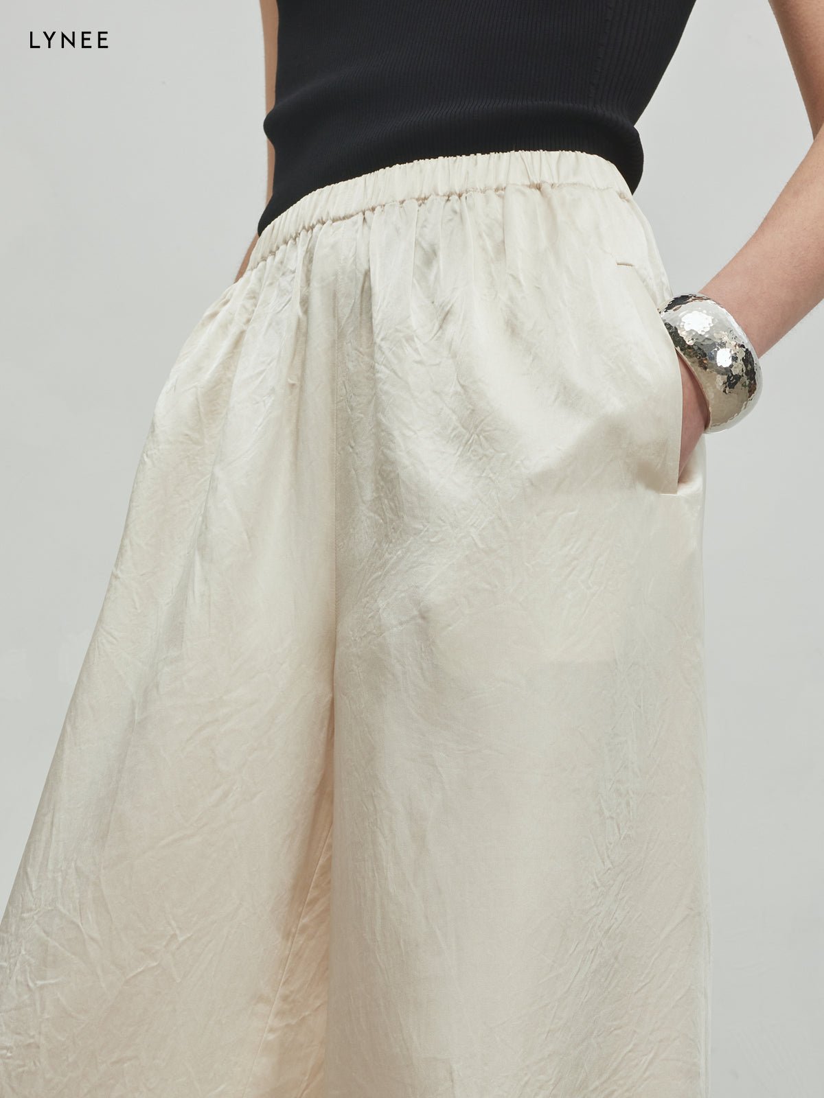 Tiitaa.com × Tiitaa: Acetate Textured Casual Wide Leg Pants(Check Below Same Price With Tmall） runway look in Cream