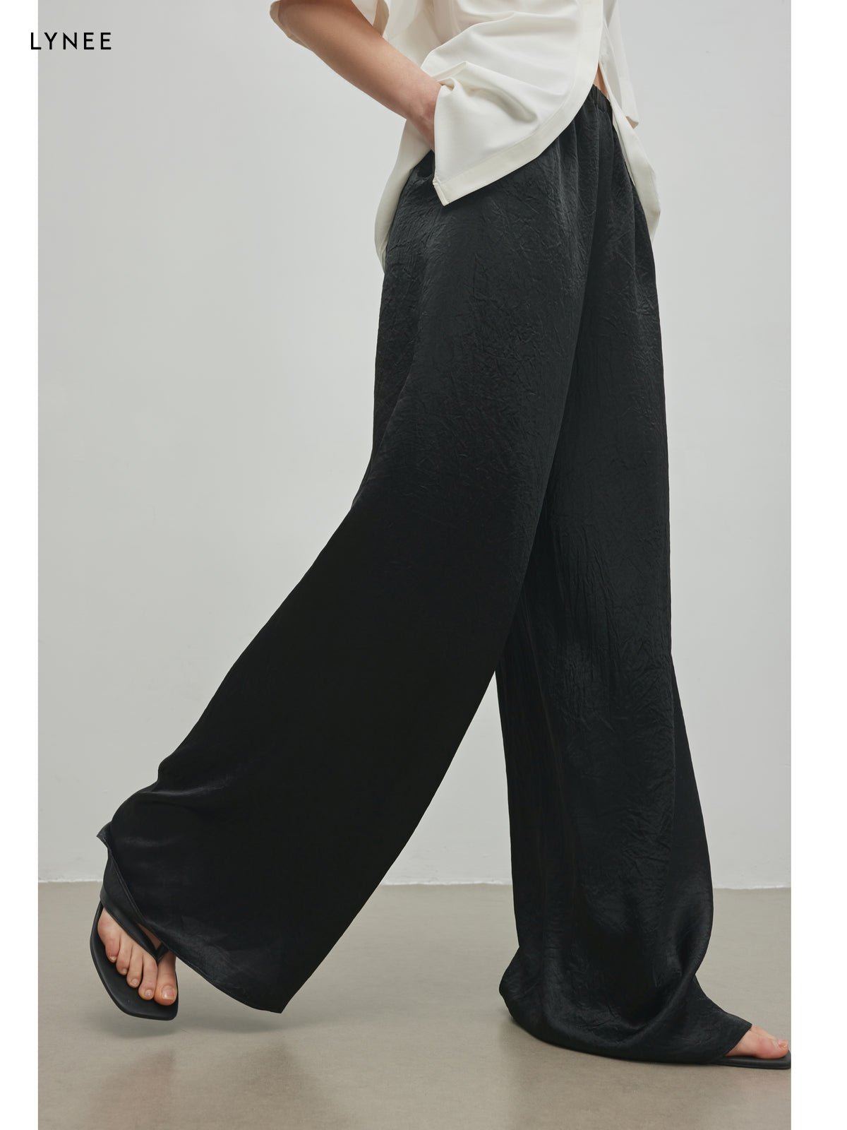 Tiitaa.com × Tiitaa: Acetate Textured Casual Wide Leg Pants(Check Below Same Price With Tmall） runway look in Cream
