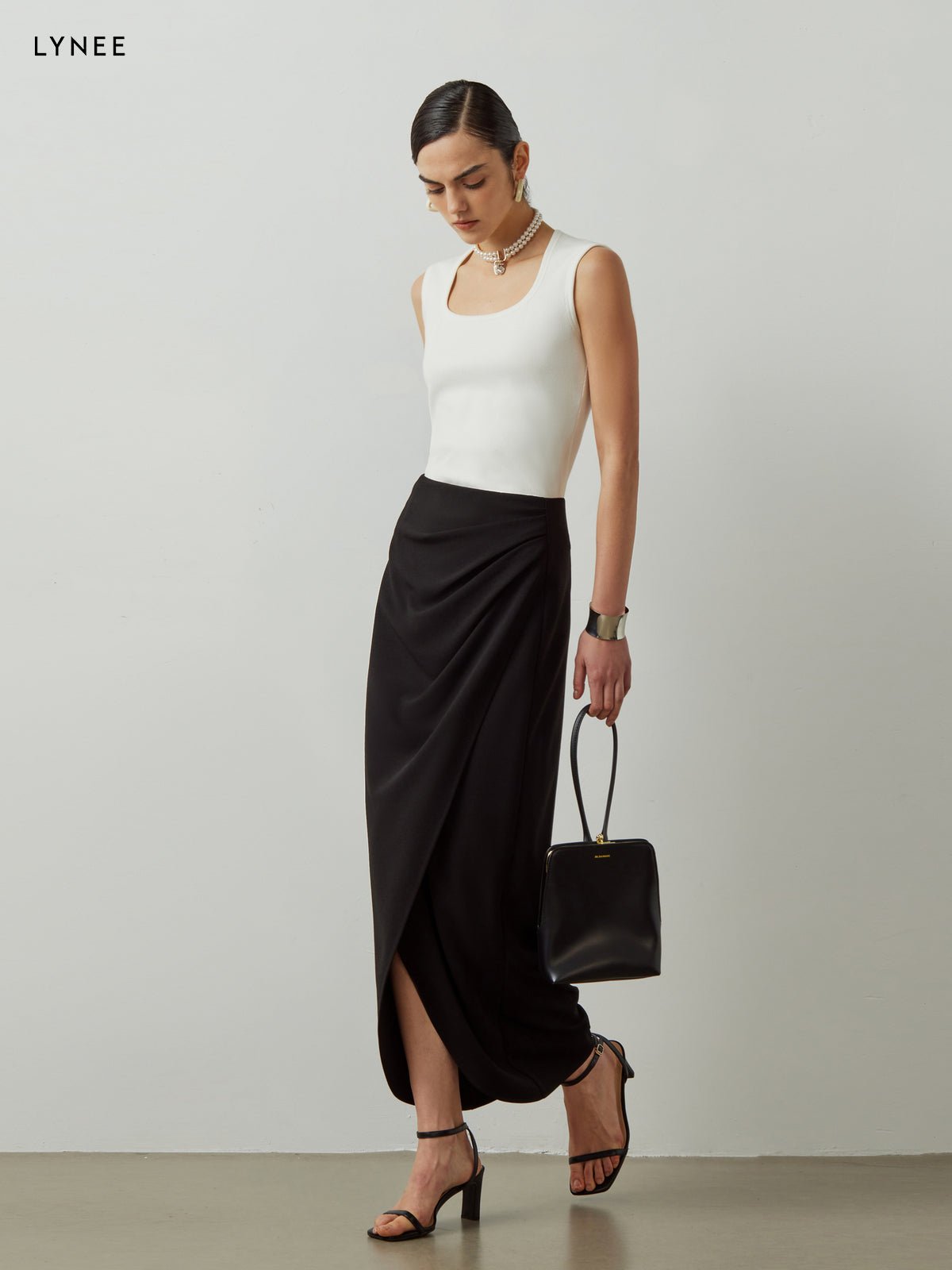 Tiitaa.com × Tiitaa: Asymmetric Pleated Half Skirt(Check Below Same Price With Tmall） runway look in 4