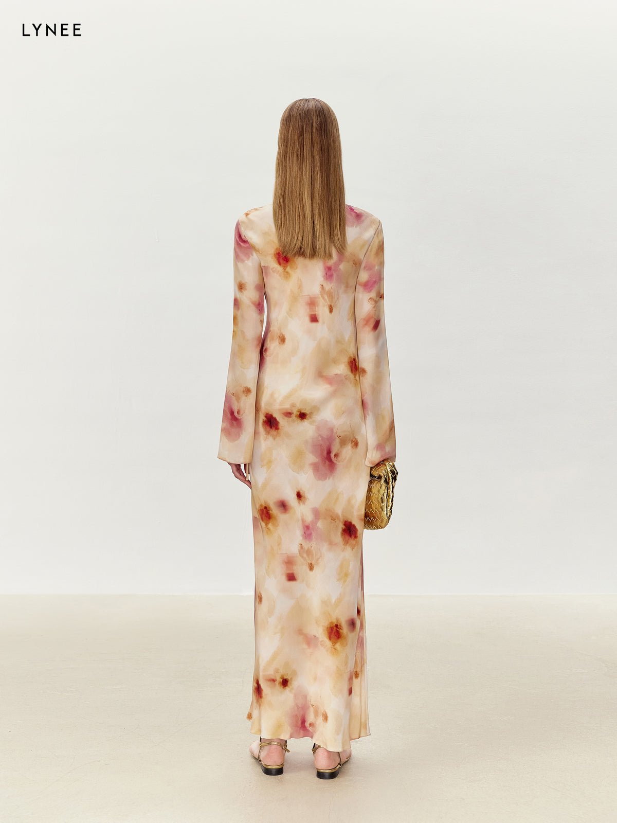 Tiitaa.com × Tiitaa: Halo Print Tie Dress(Check Below Same Price With Tmall） runway look in 6 - 8