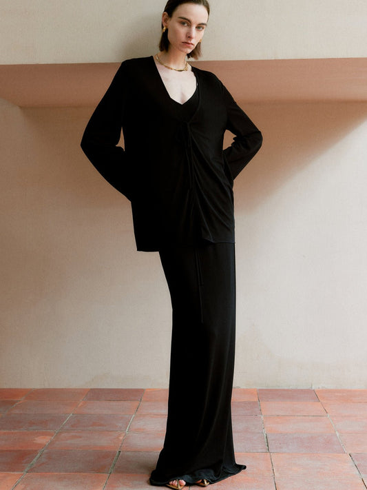 Tiitaa.com × Tiitaa: High - waisted Drawstring Straight Skirt(Check Below Same Price With Tmall） runway look in 4
